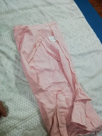 要说这件衣服有什么特别的，我只能说这件衣服是我至今买的最为核算的一件衣服，衣服好看，而且色彩搭配很好，特别价格还合算，他们家的短袖的质量真的超赞。而且是我衣柜里面穿的重复率很高的。就这件衣服我就这个夏天有活动的时候入手了两件，因为太喜欢了