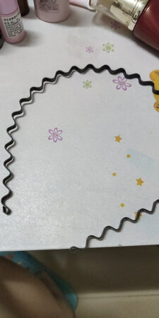 挺好的发夹，一件时候用不会打湿脸，挺好的
