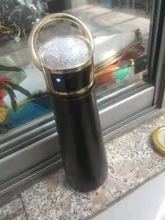 虽然没有照片上面那么好看，不过质量好像还是蛮好的，哈哈