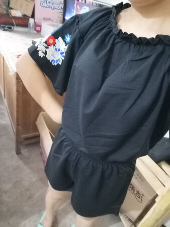还可以，一次买了好几件，挺喜欢他们家的衣服的，挺休闲的，喜欢。