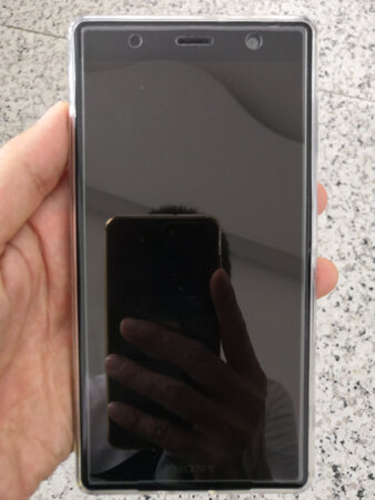 尺寸准确！标准！手感非常舒适！很好地保护了手机。