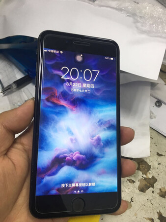 神速啊，原屏又便宜，很好！百分之百推荐！！！！