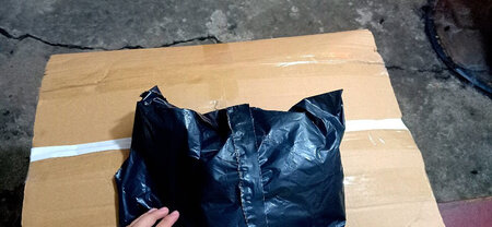 很好，商家还送了东西，物流很快，客服也很有耐心，麻烦了他们很都是，态度依旧很好。