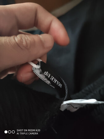 一星都不想给，乱来，乱寄商品还寄烂掉的。物流特别慢。特别差评