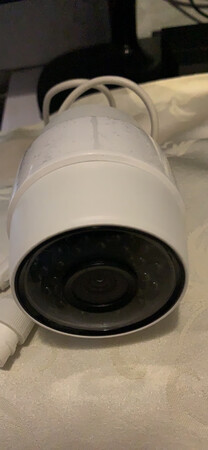 最近因为在选择一款适合自己的监控，这款监控不支持5g，支持2.4g，我插了网线，这款个人感觉像素不够，用起来感觉图像有点虚，2.8mm适合全景监控，4mm适合大一点的地方，6mm不适合在狭窄的空间使用，我不急选择一款最合适自己的。免得一直瞎折腾。还有就是需要超高像素的个人建议不要买这款。