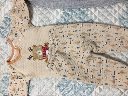 衣服质量很好，一次买了四套，很合身