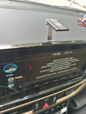 有点贵，半块大洋，但从东西来说真的很棒。买了很多款，要么退，要么丢，这款真心喜欢。不占地，时尚美观，又简单，值很推荐！