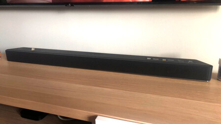 东西已经用起来 大法的东西果然好 大爱
双11买的 今天正好休假在家 让快递今天发货 早上9点就送到了 终于可以在家里享受大片的感觉了 非常nice 刚开始设置的时候有一点点不顺利 总体99分 少一分 避免骄傲