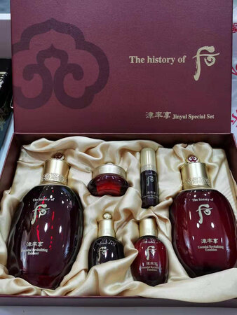 拆开之后，包装精致完美，一定是正品