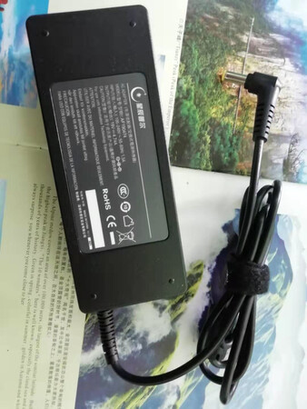 包装不错质量好，线很粗。真材实料，线也不硬。用起来感觉稳当。