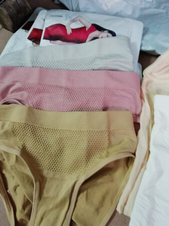 内裤收到了，质量非常好，之前都白担心了，还会来光顾你们的