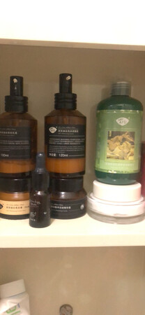 阿芙调理液也很好用，就是感觉调理液每次比乳液先用完，需要买两套搭配用，喜欢阿芙的系列护肤品了