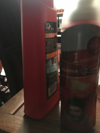 朋友强烈推荐高夫这款泡沫洗面奶，今天试了一下，还算温和