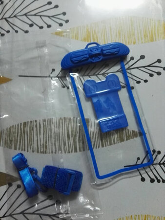 还可以吧，泡温泉实用下在看。