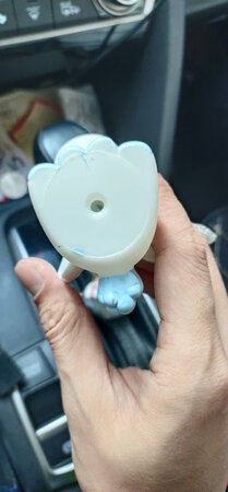 做工挺粗的，就算是花贵，也不至于把独角兽做的这么粗糙，毕竟是饰品，让人看着就感觉不值钱，送货到挺快