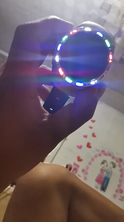灯有俩不亮