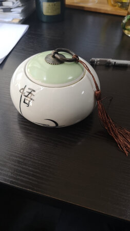 质量还是可以的，壶体大小合适。。。