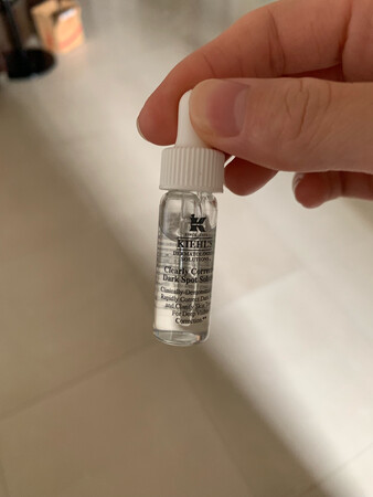 祛痘印效果非常好。一瓶能用好久。是正品，第二次买了