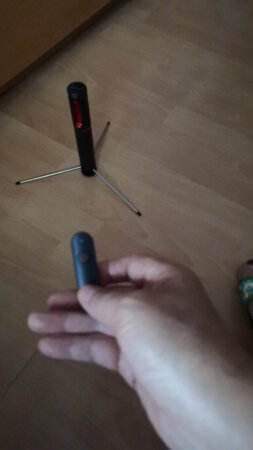 外形外观：很好
便捷性能：很好
稳定性：非常好用，很方便。
颜色外观：非常好，轻便好看。
