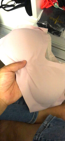 质量不好，穿起来比较舒服，适合运动穿