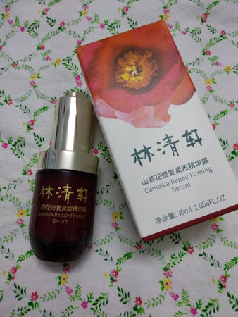 吸收效果：吸收快
使用感受：干皮肤感很好。一直在用茶花油。配套使用。