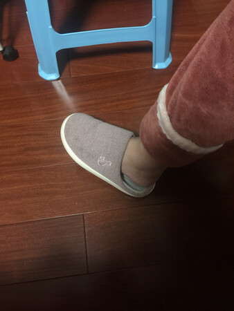 老婆喜欢，就是稍微小点