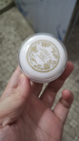 涂了有点带美白