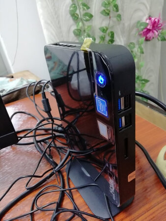 很安静 不占位置 反应很快 散热好