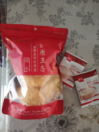 买来给孩子做布丁什么用的，宝宝好奇到货就拿走一袋玩了……