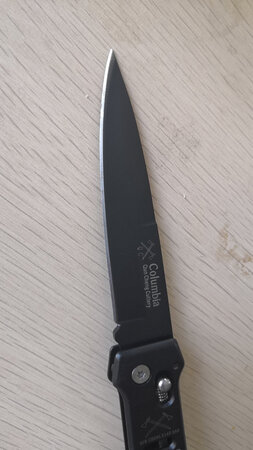 还可以，就是刀刃有点锈！
