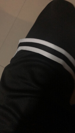 快递也快 裤子非常好看也听百搭
柔软程度：非常舒适
