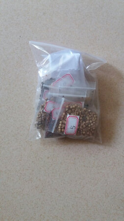 收到了还行有标签，付一张码号说明品种