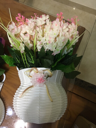 宝贝非常的漂亮，并且没有味道，非常逼真。