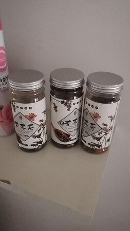 一直喝这一个牌子的 苦荞茶 感觉味道纯正 回味留香