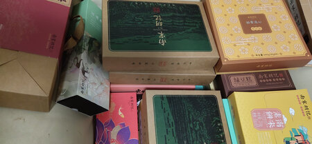 圆通快递，和在杭州买的一样
