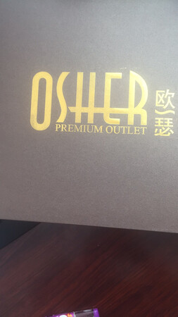 东西很好
面料材质：很好
上身效果：还可以吧
搭配风格：随意