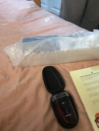 这个硒鼓价格很优惠，而且质量不错，正好适合我家打印机，非常棒，快递很给力，送货上门，真是物美价廉又很实惠
