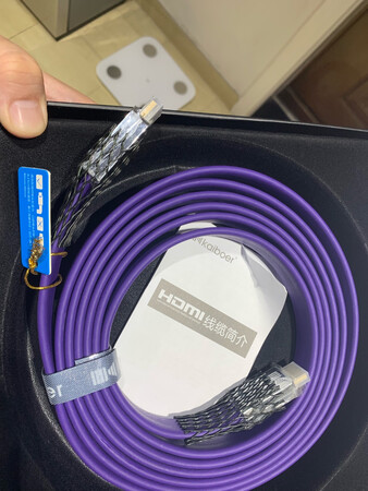 质量还行，就是这外包装做的太浪费了不如简装降点价让利给消费者。这种扁线其实没有圆线方便。使用效果跟开博尔那种100多的线没觉得有啥区别。