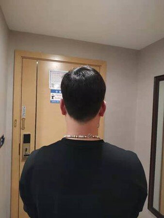 假发非常好 很逼真 也不会掉 好看 这个价钱也很值 性价比高