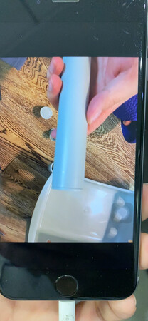 很实用，就是偶尔有个别的安装时需要把小圆盖抠出来