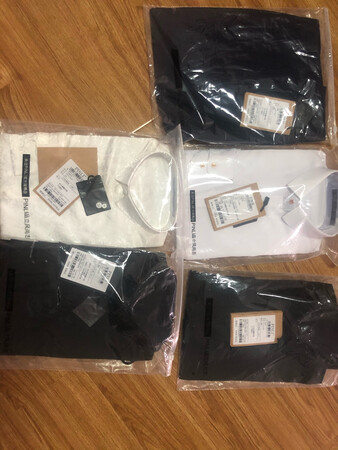 质量还可以 就是快递员小哥 有点、、、