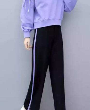 宝贝收到了，穿着还挺舒服的。