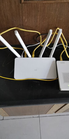 很好，操作很方便，这是买的第三个小米WIFI了。性价比很高的一个WIFI。