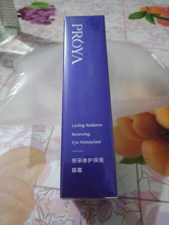 第一次购买,刚开始用上感觉保湿补水