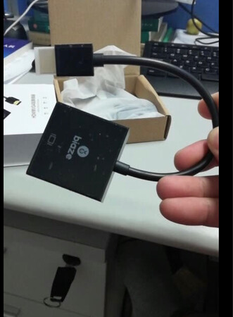 产品性能：很好用，性能稳定
产品包装：包装也很小巧