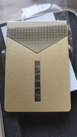 商品物有所值！品质与身份的象征！更是对驾驶证的呵护！