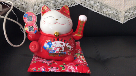 红色很正，非常非常漂亮！姐姐公司搬新家，招财猫！