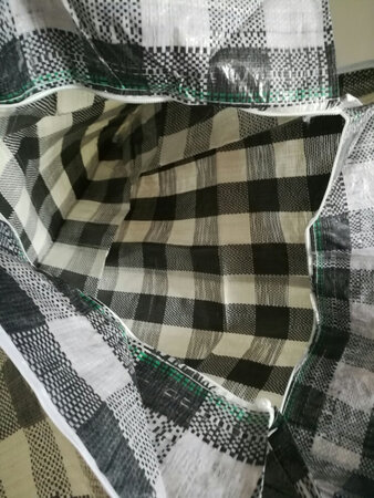 还不错挺大的，能装不少东西，给卖家好评吧