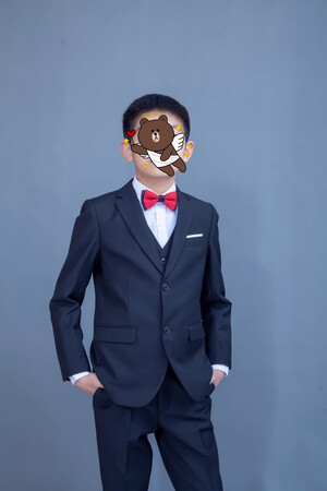 太帅了！尺码刚合适！质量做工都很好！为音乐会表演做准备，还要做海报！我自己拍的VS摄影工作室?