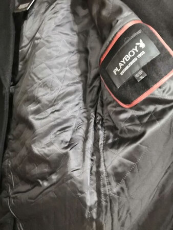 衣服特别好给爸爸买的穿的很合适，一直都在买这个牌子的衣服真的舒服别犹豫来吧